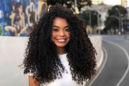 How to Look Better: Straight VS Wavy Hair