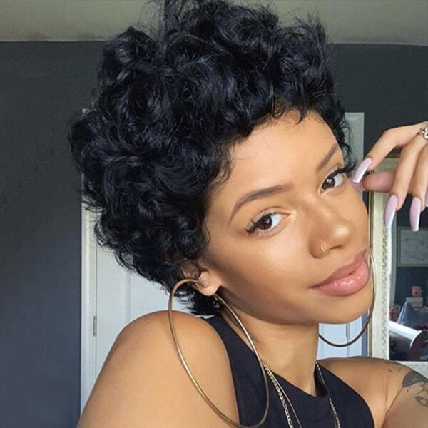 Short Body Wave Black Human Hair Lace Front Wig